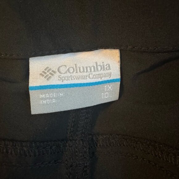 Columbia Black Bermudas, Lightweight Athletic Shorts, in Women’s Plus Size 1X - Picture 3 of 7